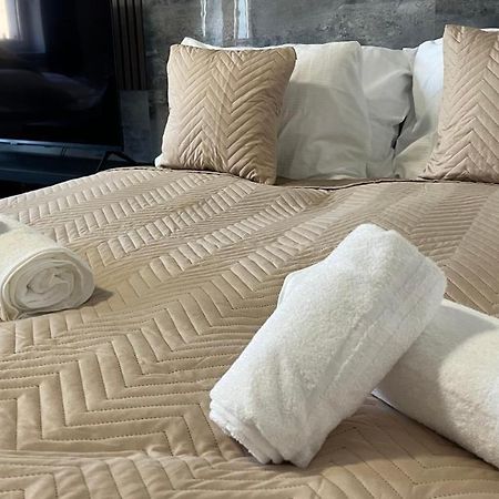Downtown Boutique Apartments 利贝雷茨 外观 照片