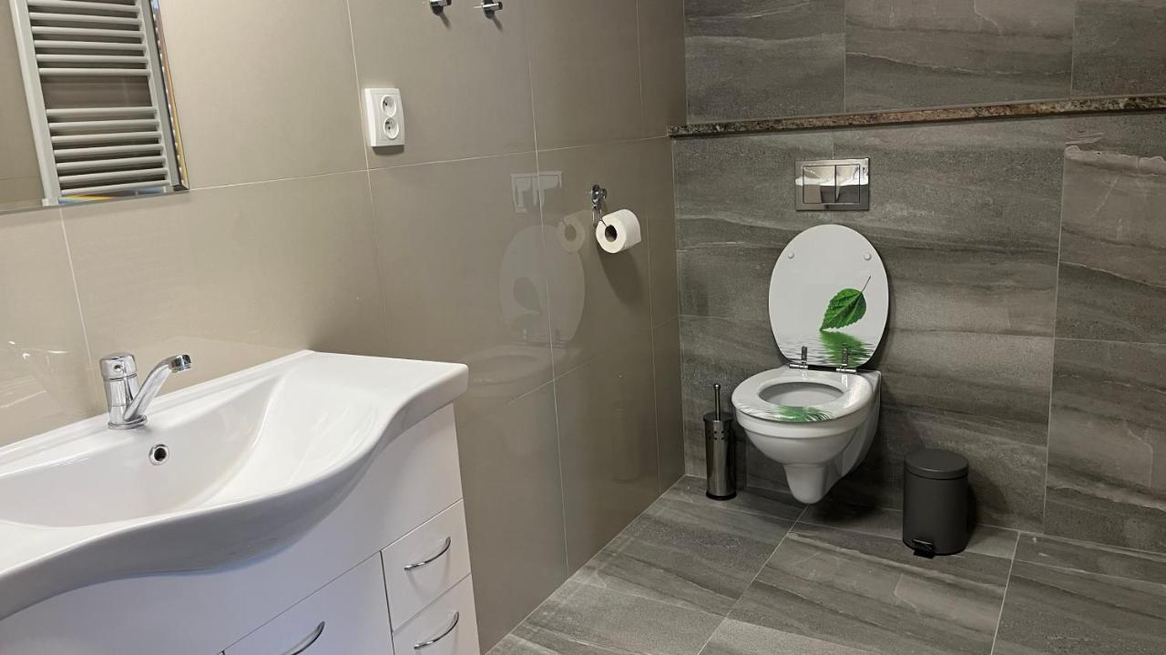 Downtown Boutique Apartments 利贝雷茨 外观 照片