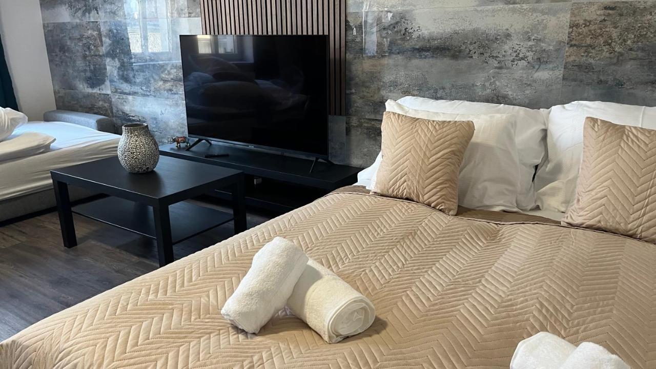 Downtown Boutique Apartments 利贝雷茨 外观 照片